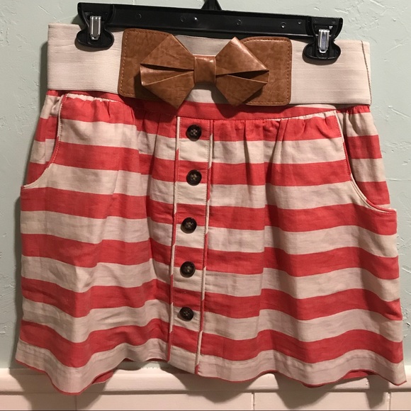 Used coral and white skirt with belt and pockets - Picture 1 of 6